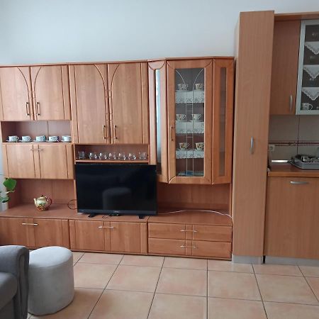Apartman Mara Lovran Luaran gambar