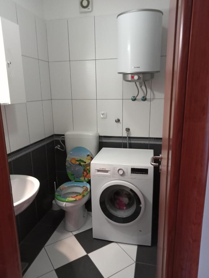 Apartman Mara Lovran Luaran gambar